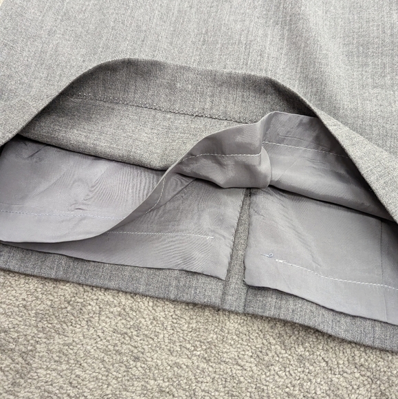 Anne Klein Classic Herringbone Sheath Dress Size 10 Grey 100% Wool (Fits like 6) - Picture 7 of 12